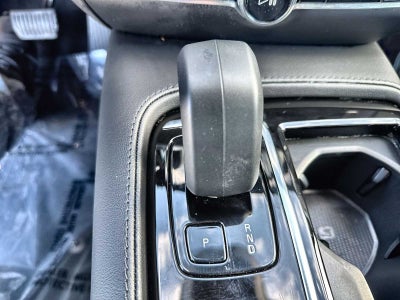 2023 Volvo S60 Recharge Plug-In Hybrid Plus Dark Theme