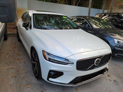 2023 Volvo S60 Ultimate Dark Theme