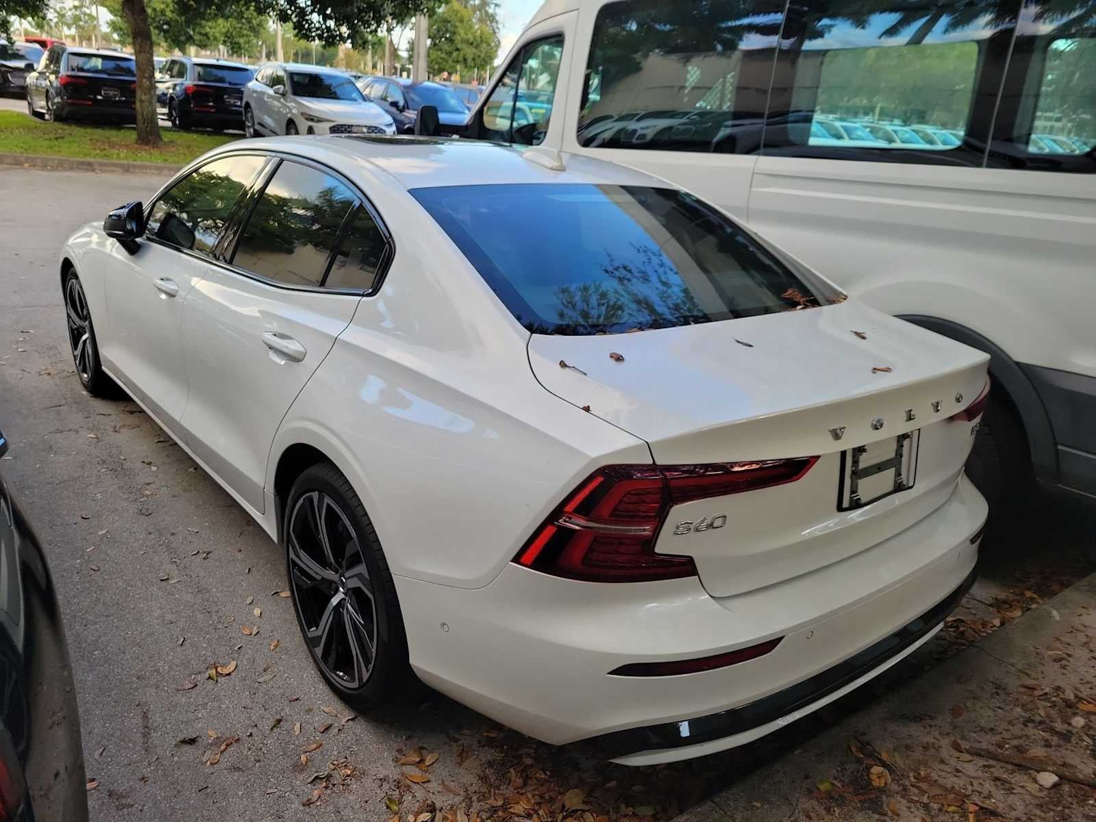 2023 Volvo S60 Ultimate Dark Theme