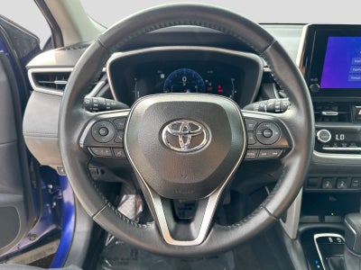 2025 Toyota Corolla Cross XLE