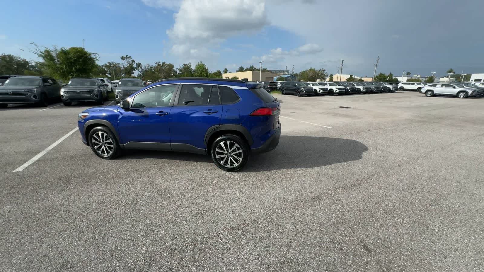 2025 Toyota Corolla Cross XLE