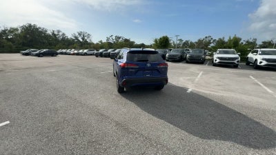 2025 Toyota Corolla Cross XLE