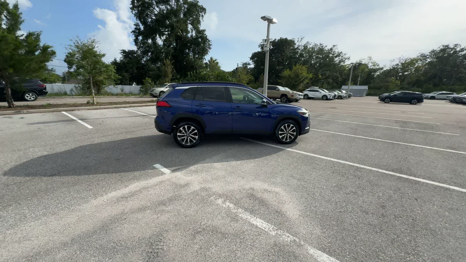 2025 Toyota Corolla Cross XLE