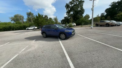2025 Toyota Corolla Cross XLE