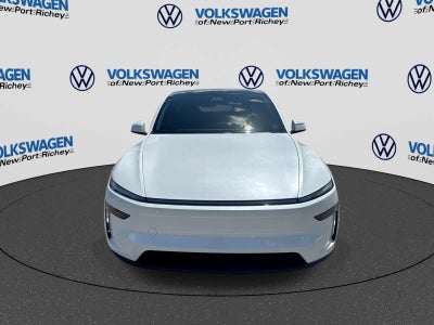 2026 Tesla Model Y AWD