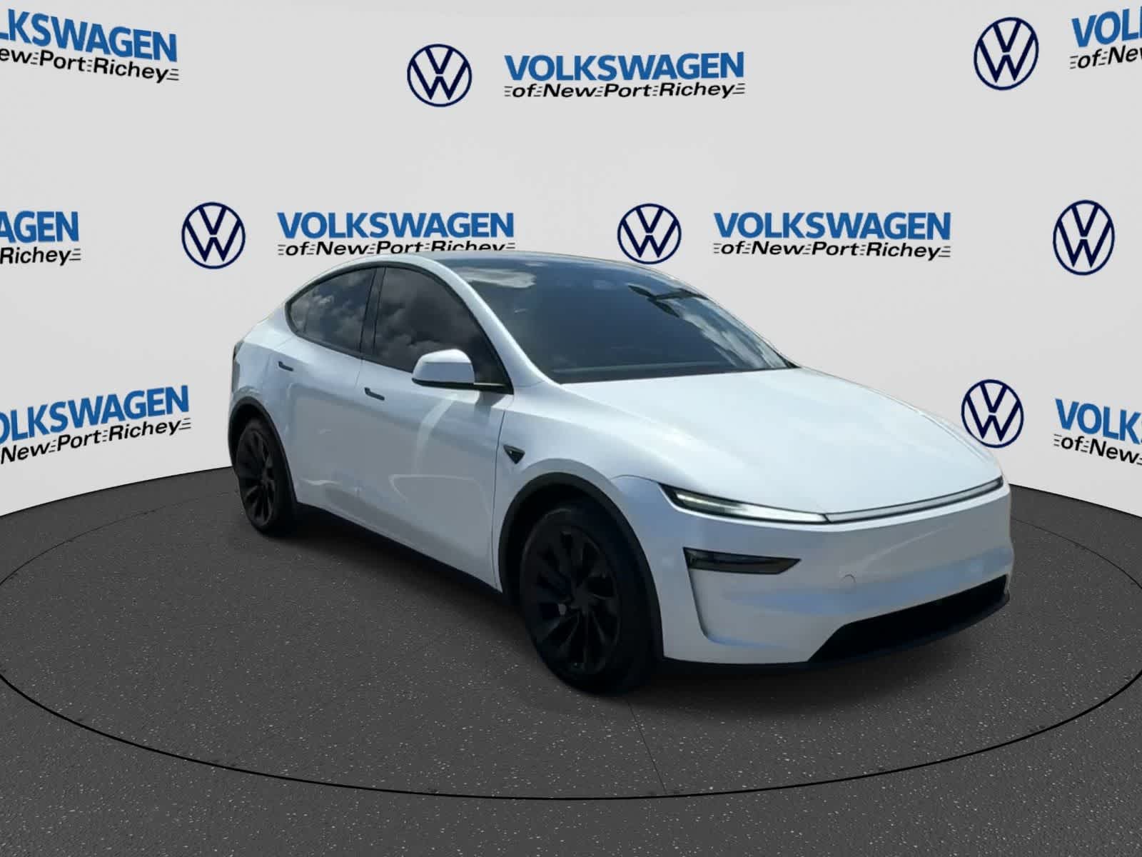 2026 Tesla Model Y AWD