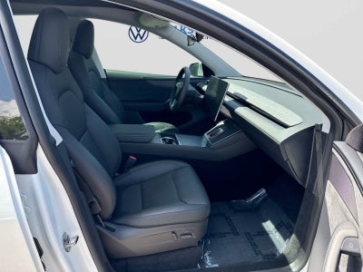 2026 Tesla Model Y AWD