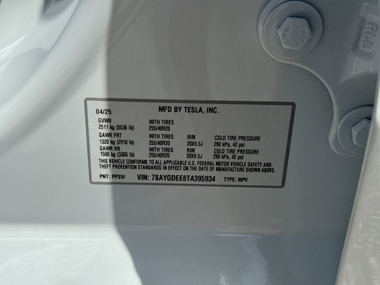 2026 Tesla Model Y AWD
