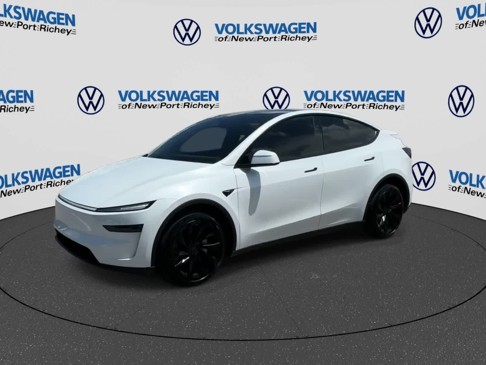 2026 Tesla Model Y AWD