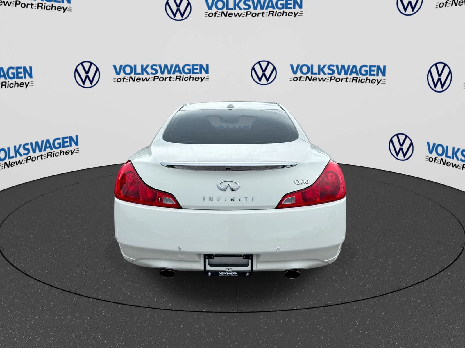 2014 INFINITI Q60 Coupe Journey
