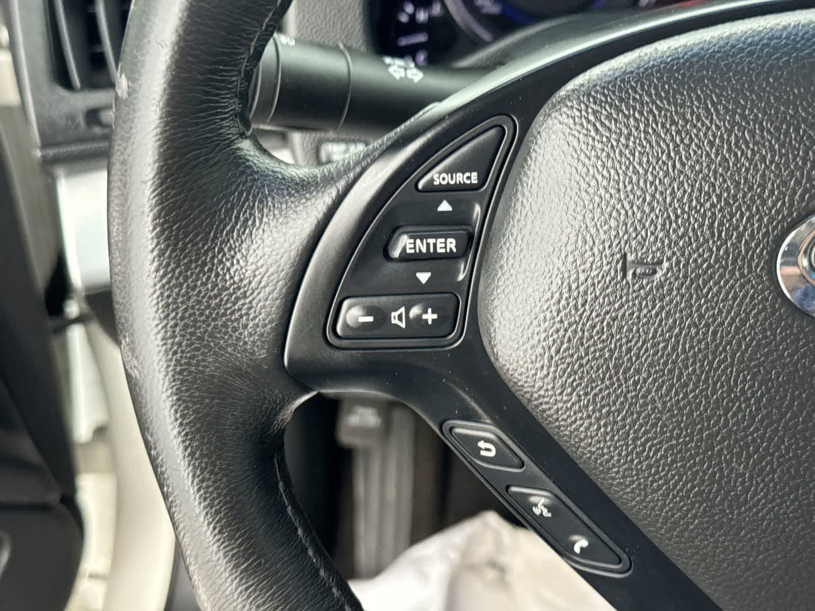 2014 INFINITI Q60 Coupe Journey