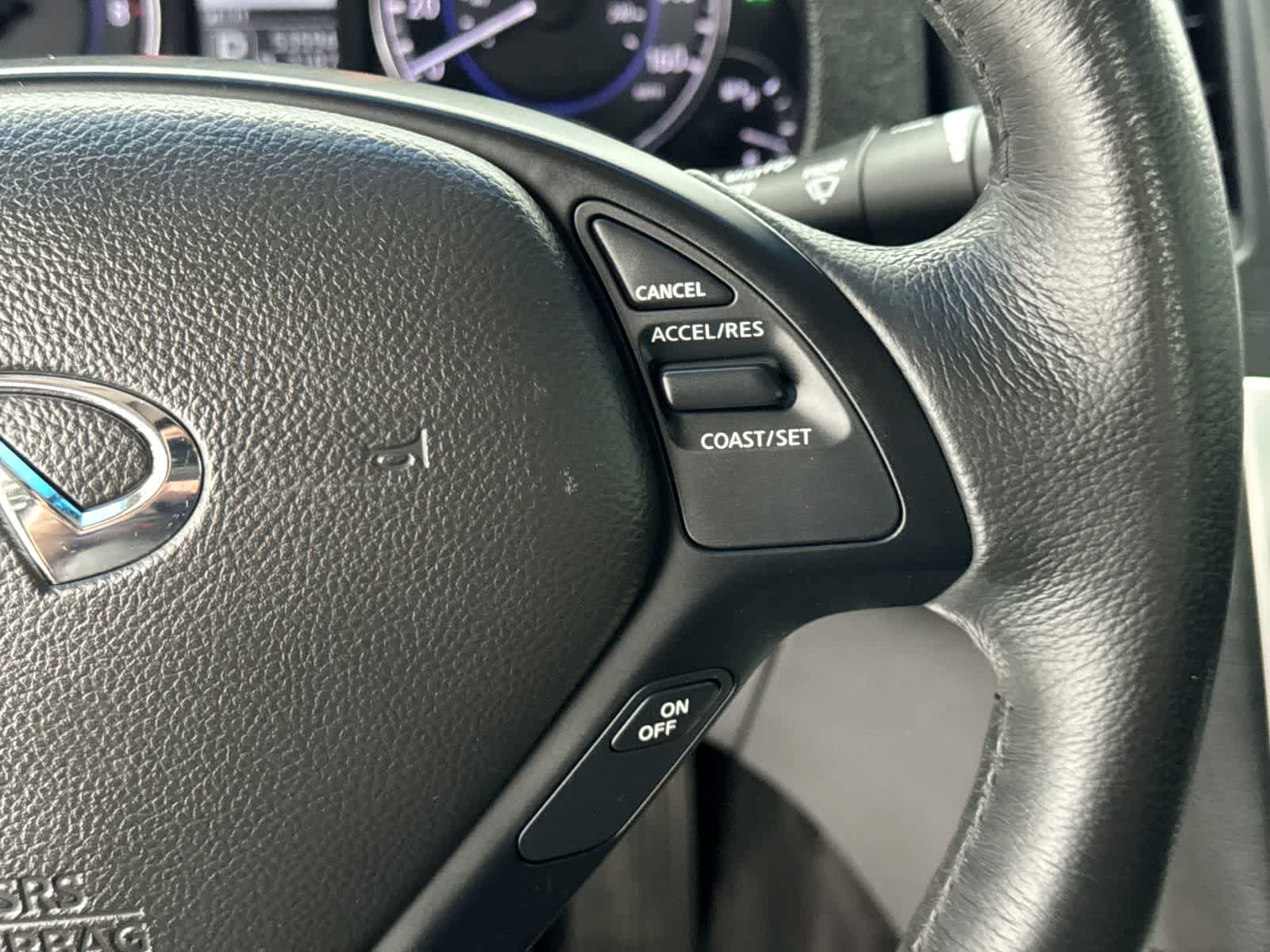 2014 INFINITI Q60 Coupe Journey