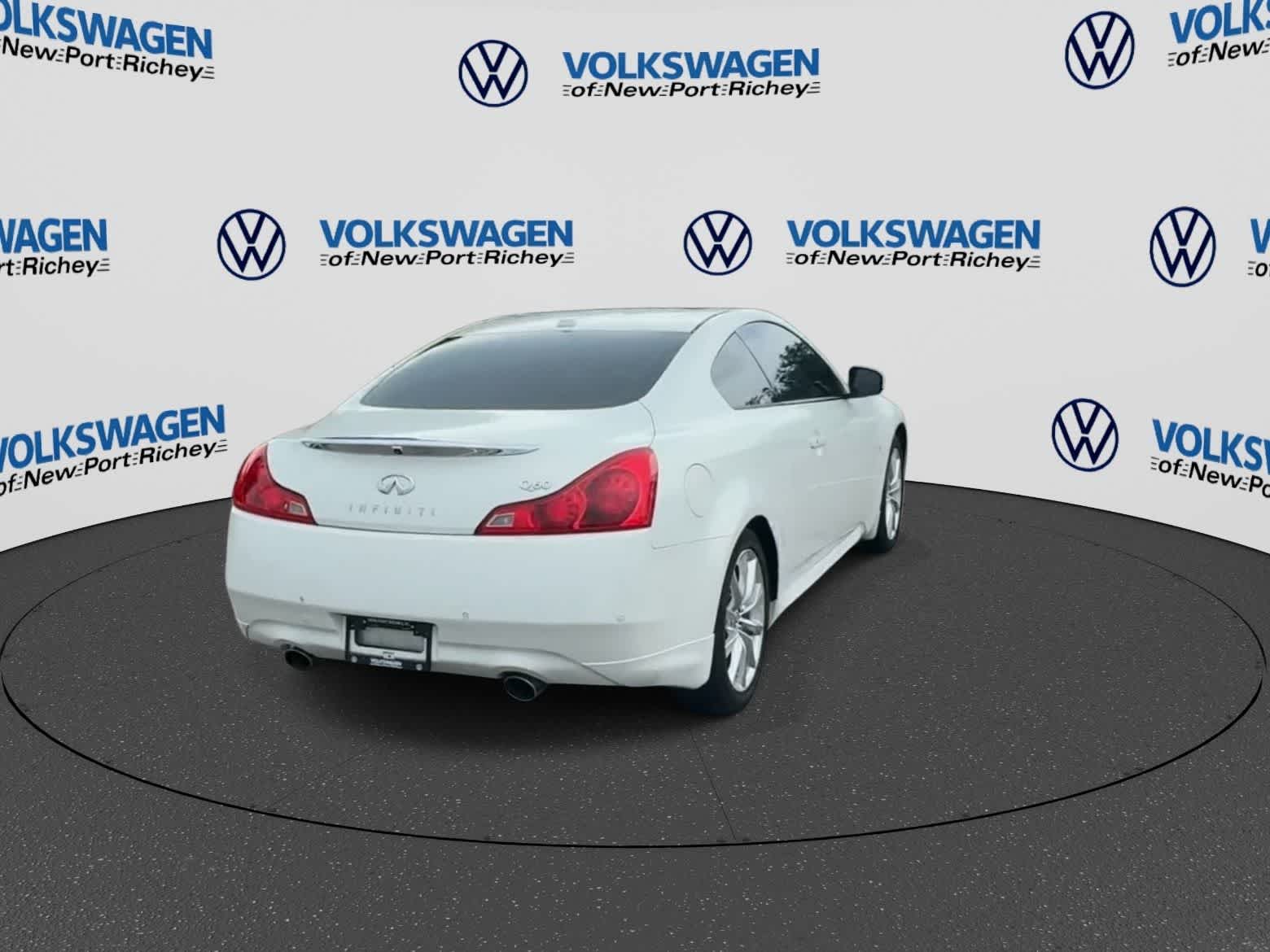 2014 INFINITI Q60 Coupe Journey