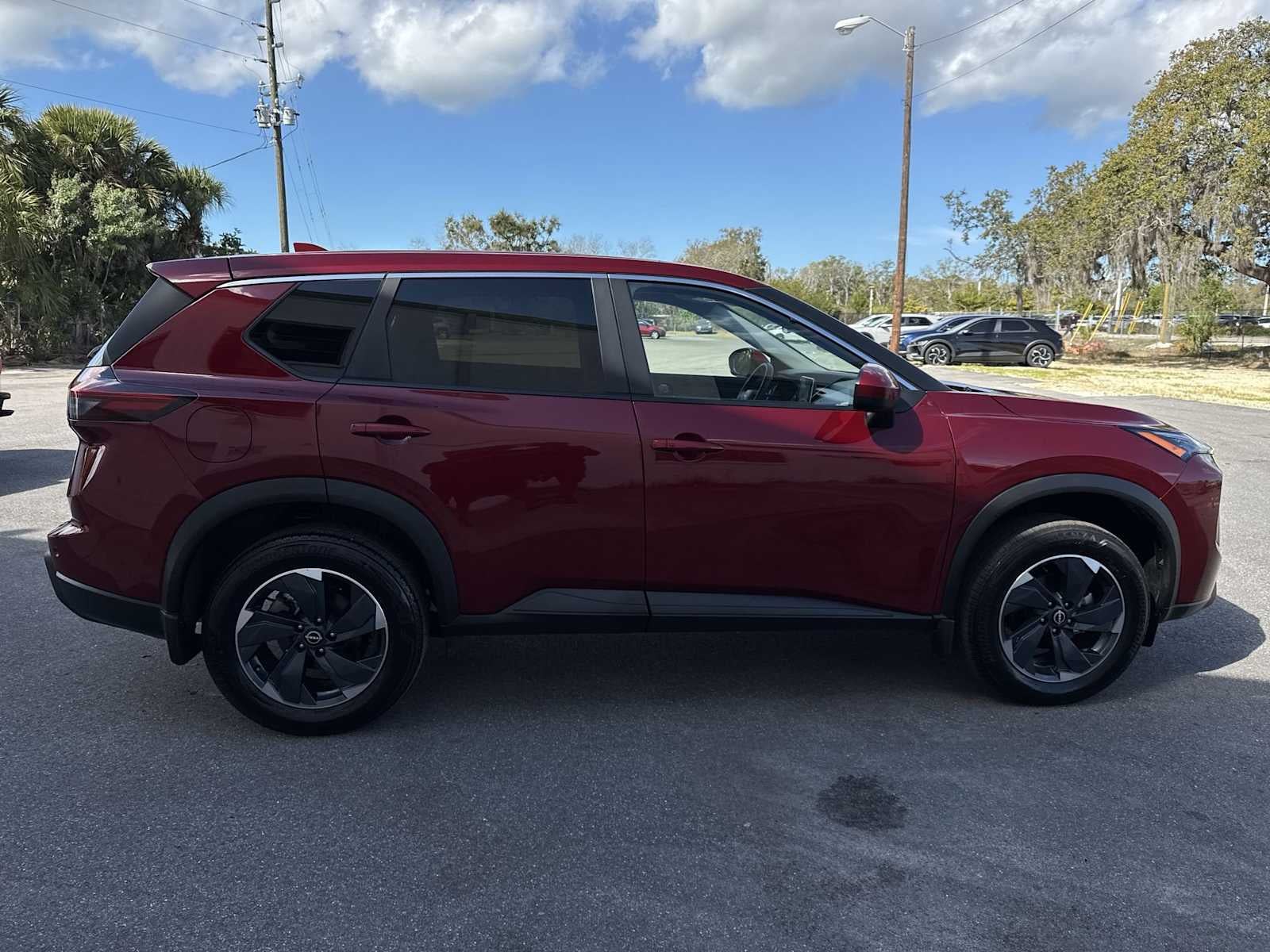 2025 Nissan Rogue SV