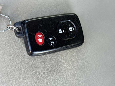 2014 Toyota Prius Four