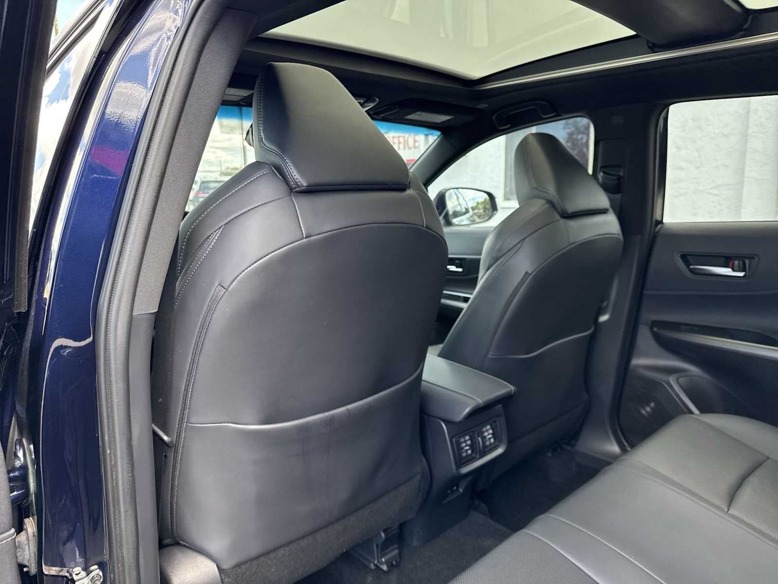 2024 Toyota Venza LE