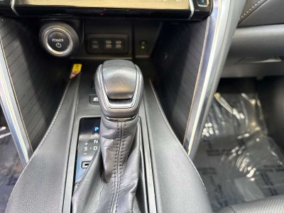 2024 Toyota Venza LE