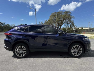 2024 Toyota Venza LE