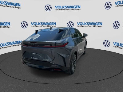 2023 Lexus RZ 450e Luxury