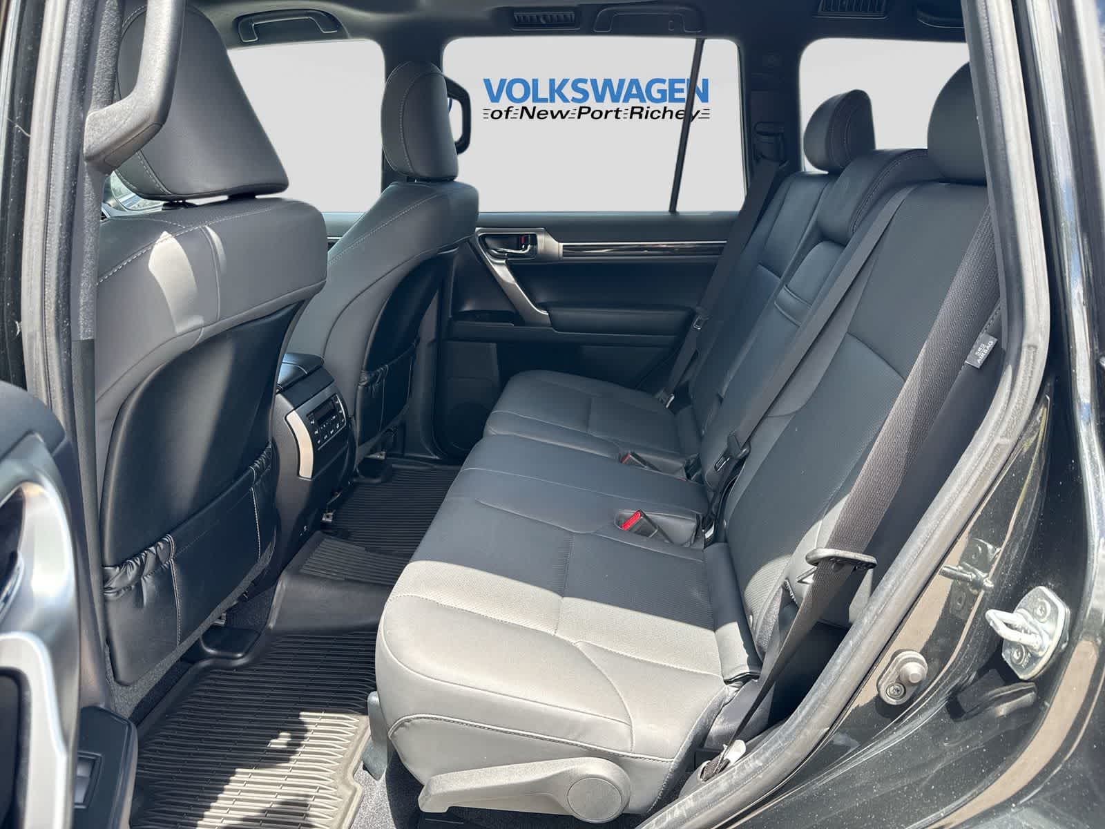2023 Lexus GX 460 Premium