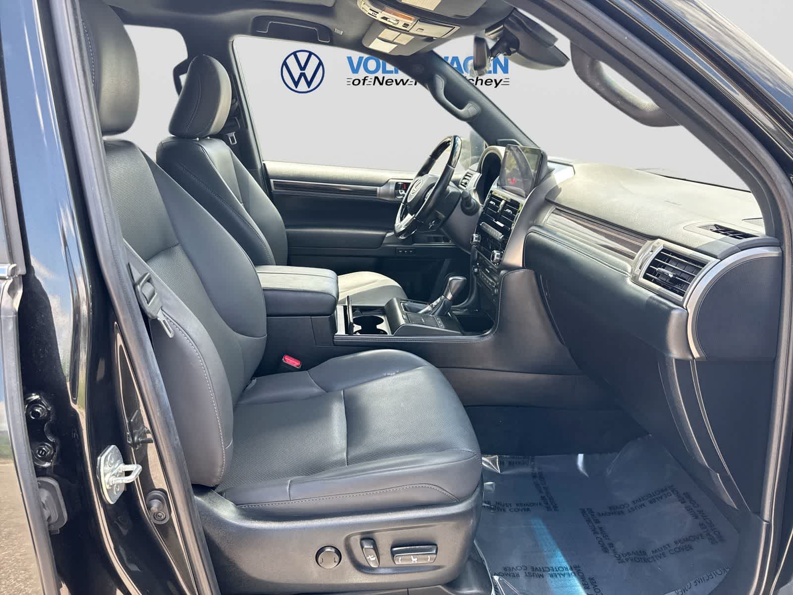 2023 Lexus GX 460 Premium