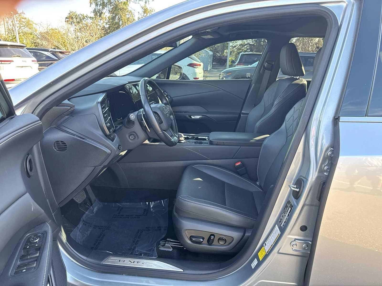 2025 Lexus RX Premium