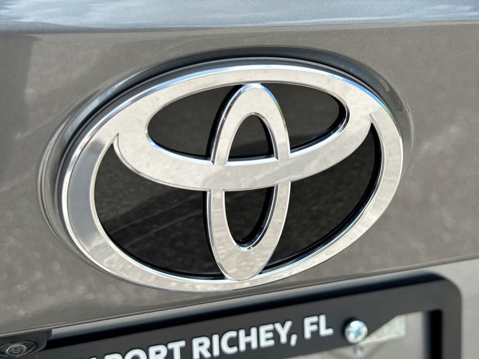 2026 Toyota bZ XLE Plus