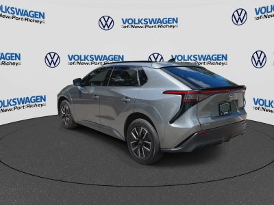 2026 Toyota bZ XLE Plus