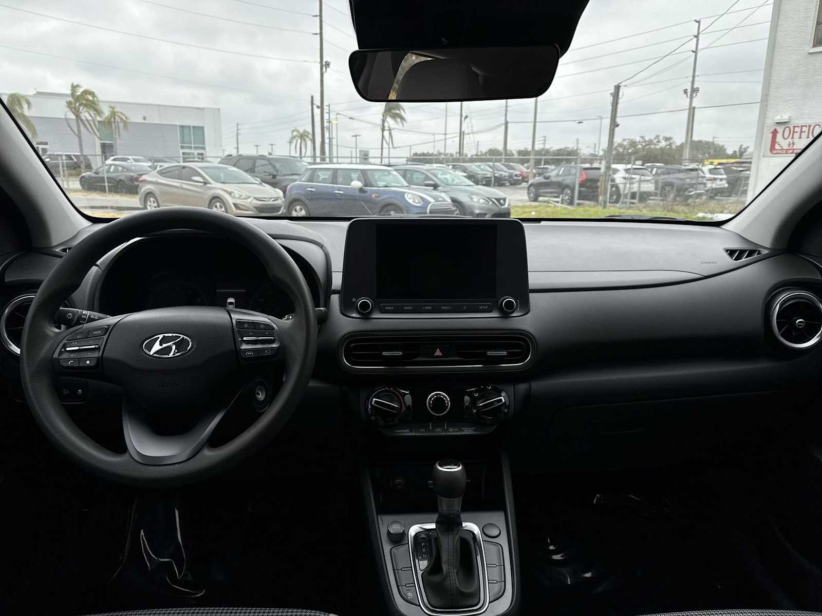 2022 Hyundai Kona SE