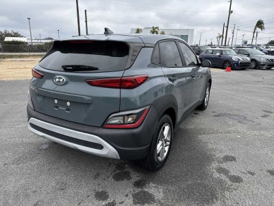 2022 Hyundai Kona SE