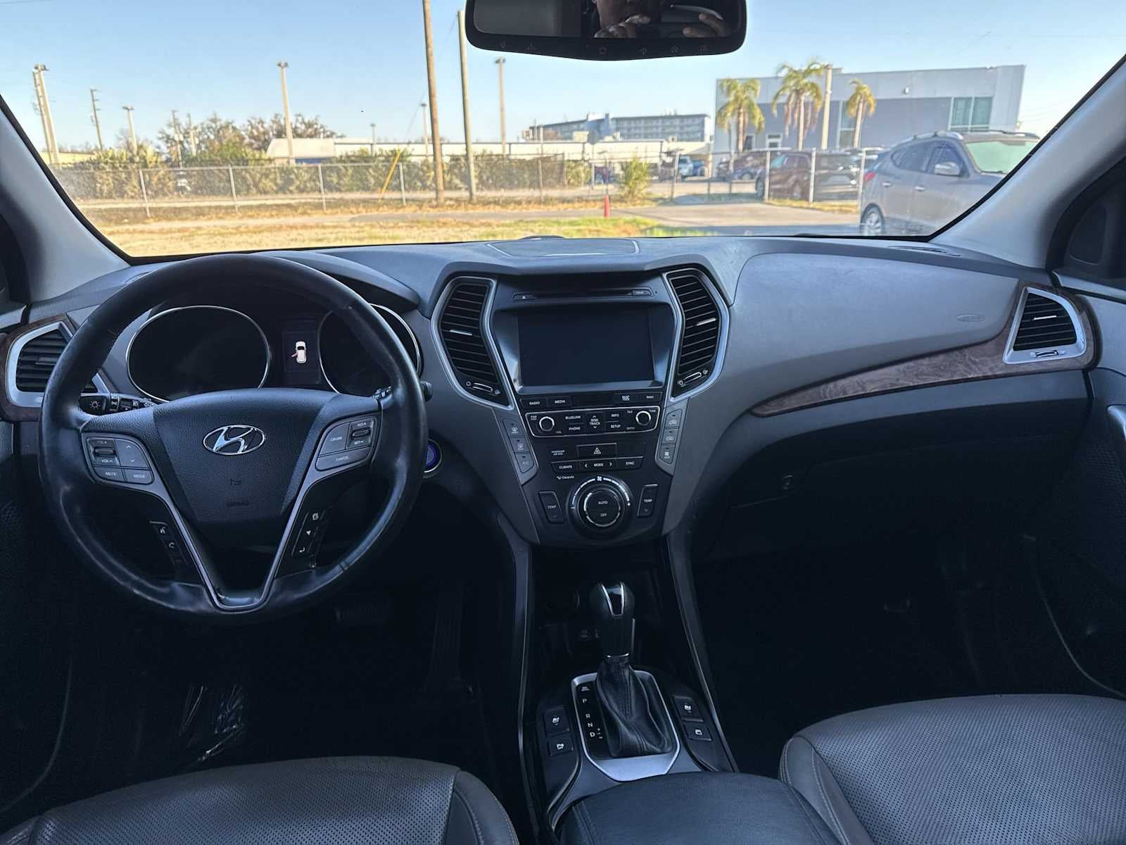 2017 Hyundai Santa Fe Limited Ultimate