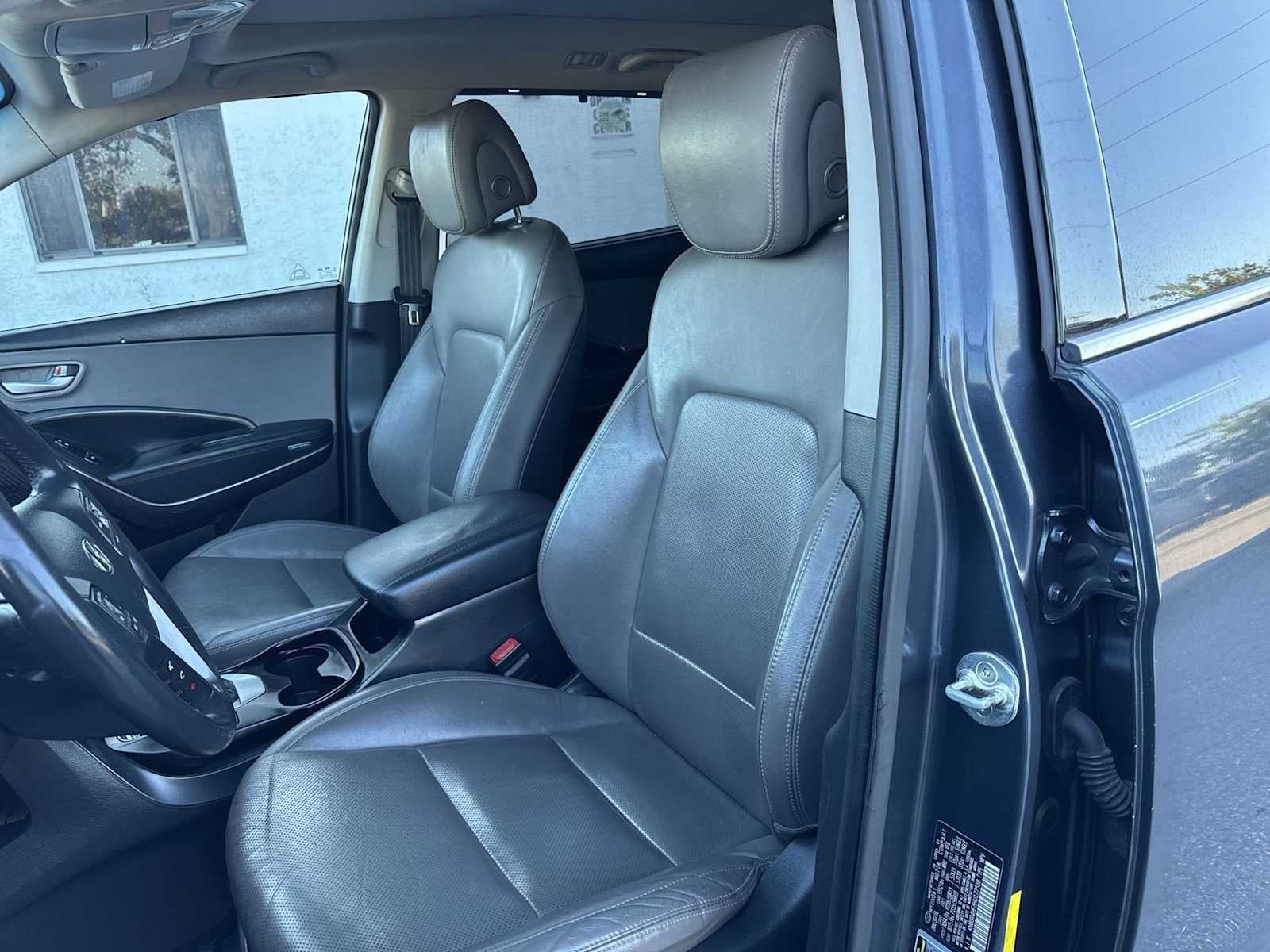 2017 Hyundai Santa Fe Limited Ultimate