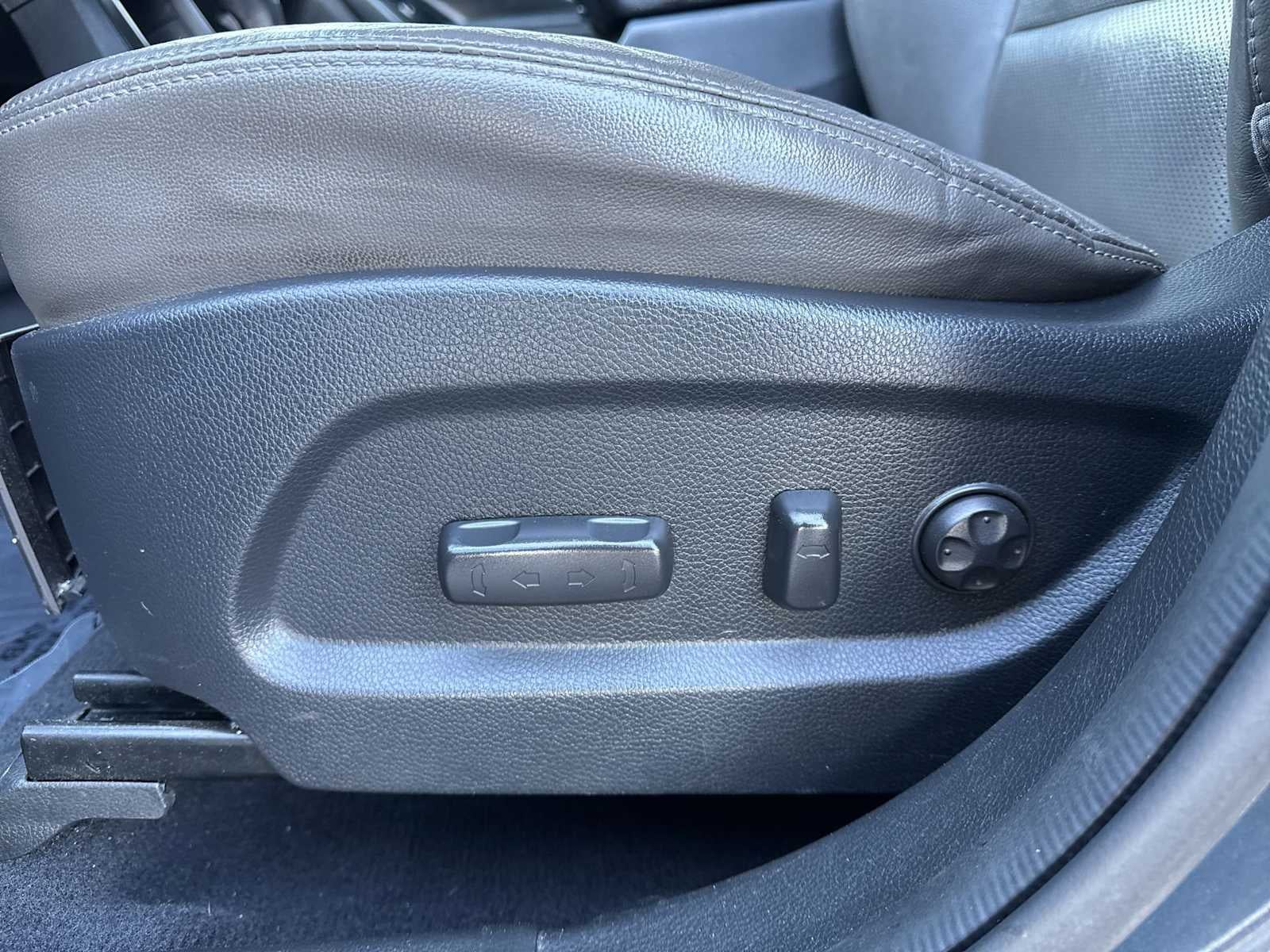 2017 Hyundai Santa Fe Limited Ultimate