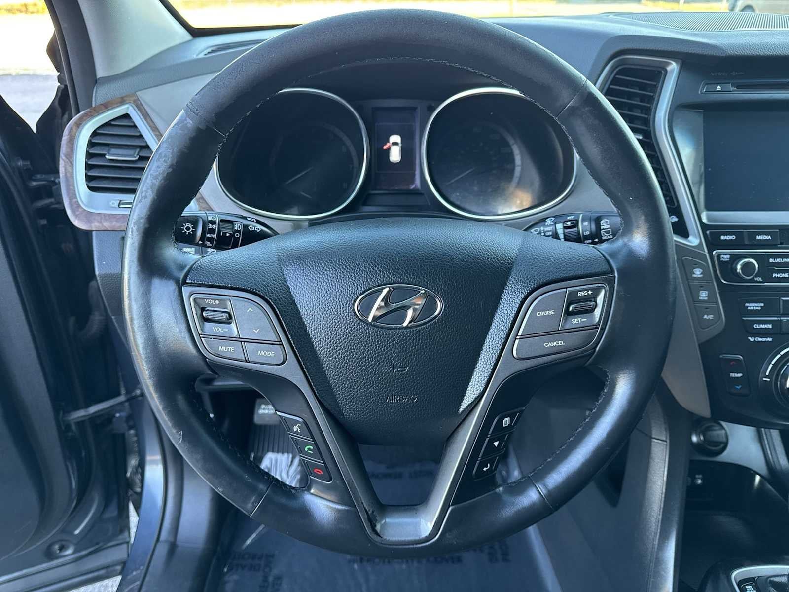 2017 Hyundai Santa Fe Limited Ultimate