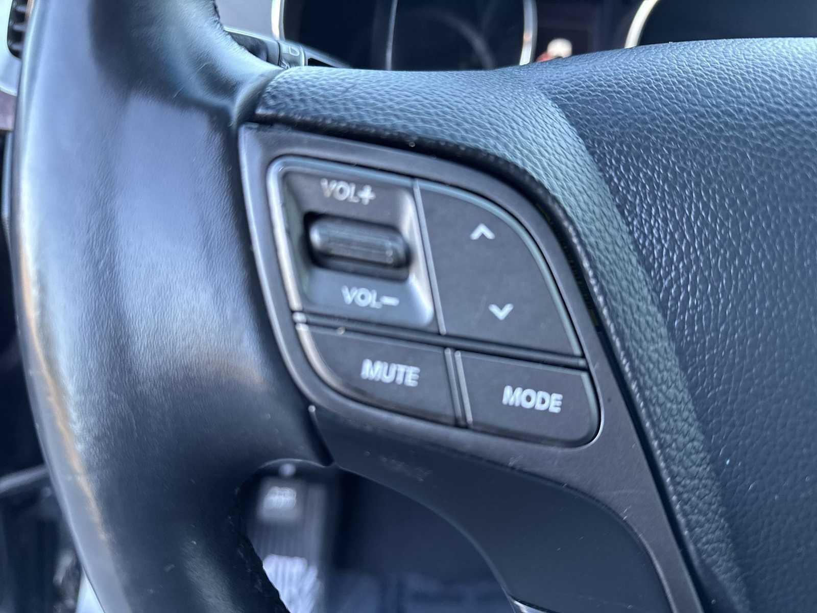 2017 Hyundai Santa Fe Limited Ultimate