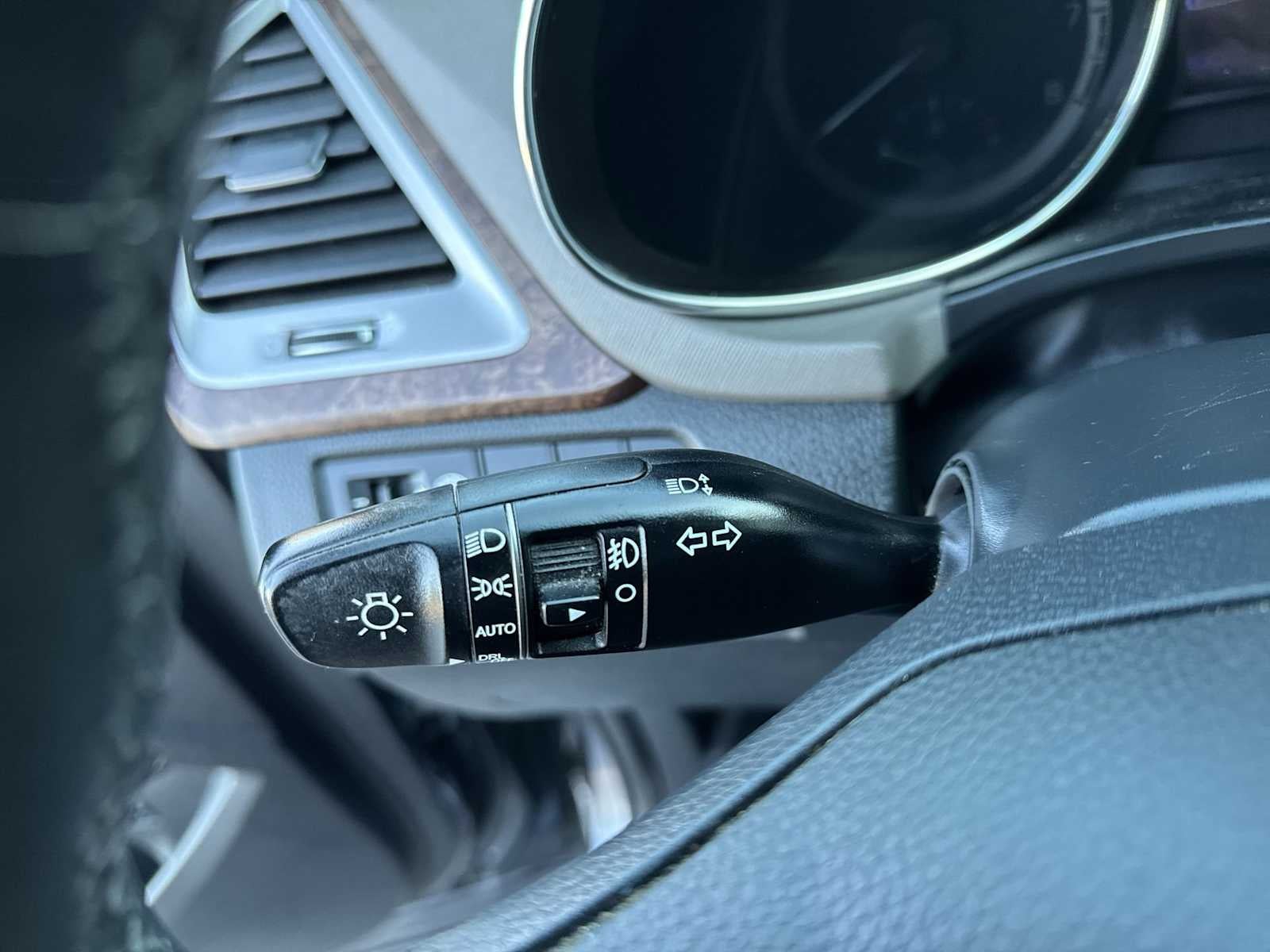 2017 Hyundai Santa Fe Limited Ultimate