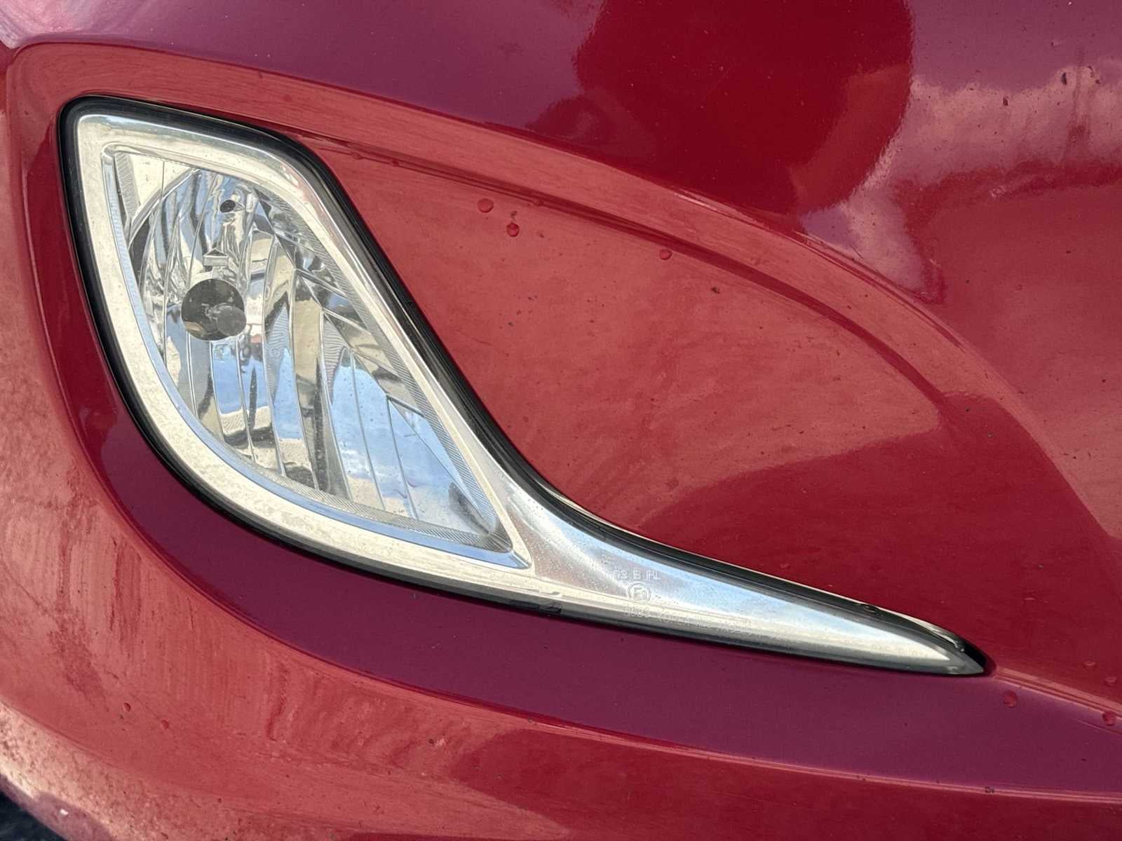 2013 Hyundai Accent 5-Door SE