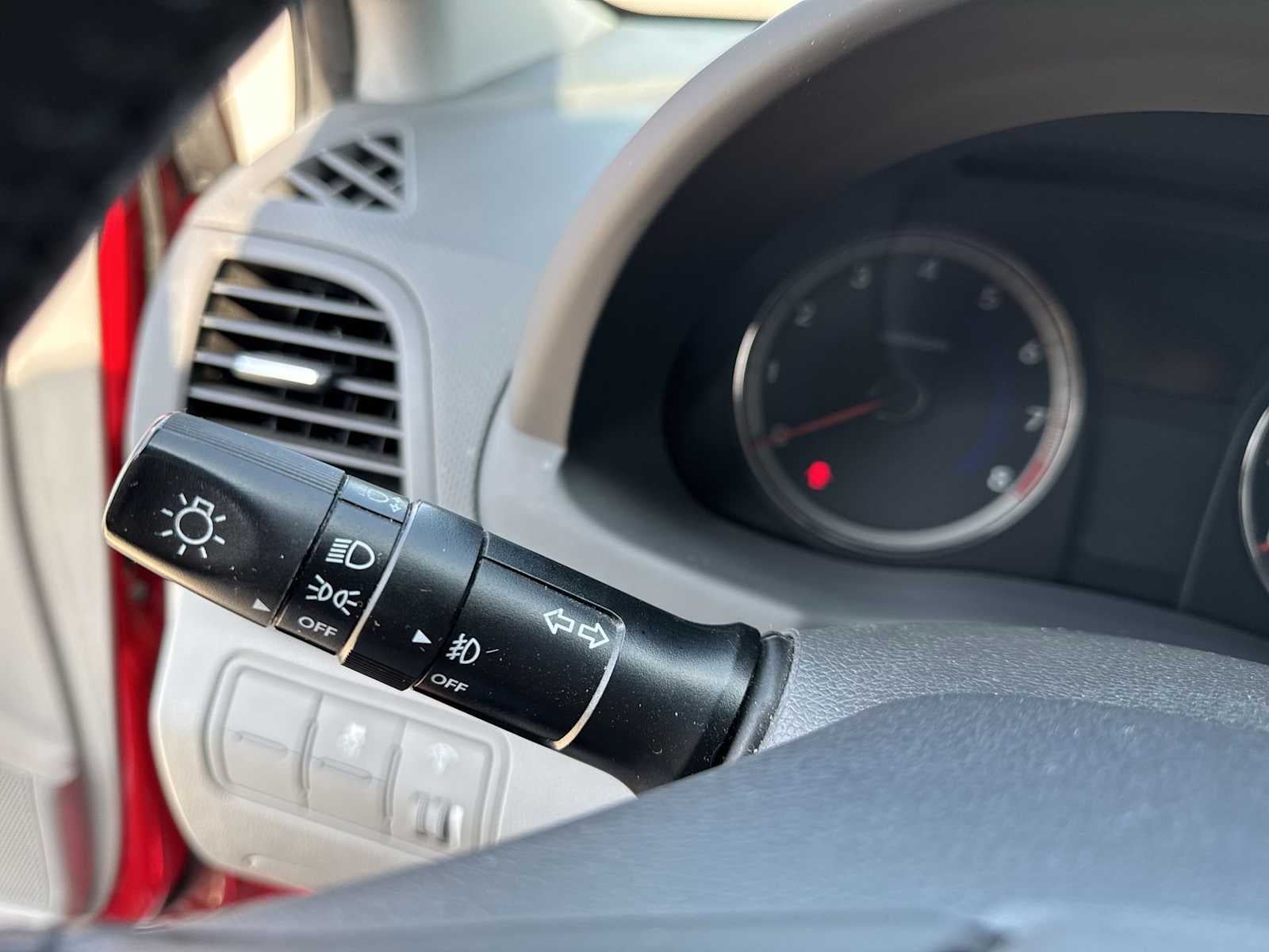 2013 Hyundai Accent 5-Door SE