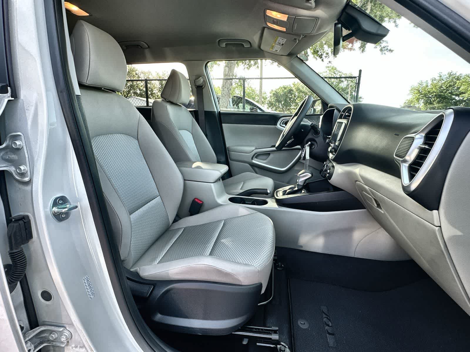 2024 Kia Soul LX