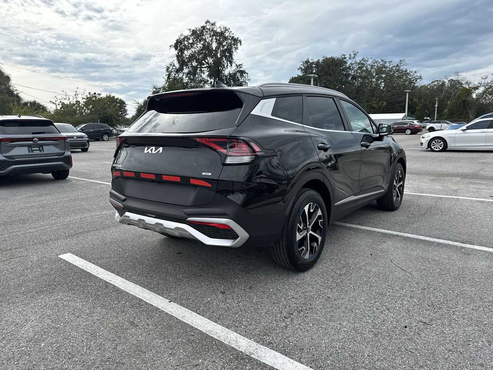 2024 Kia Sportage Hybrid EX