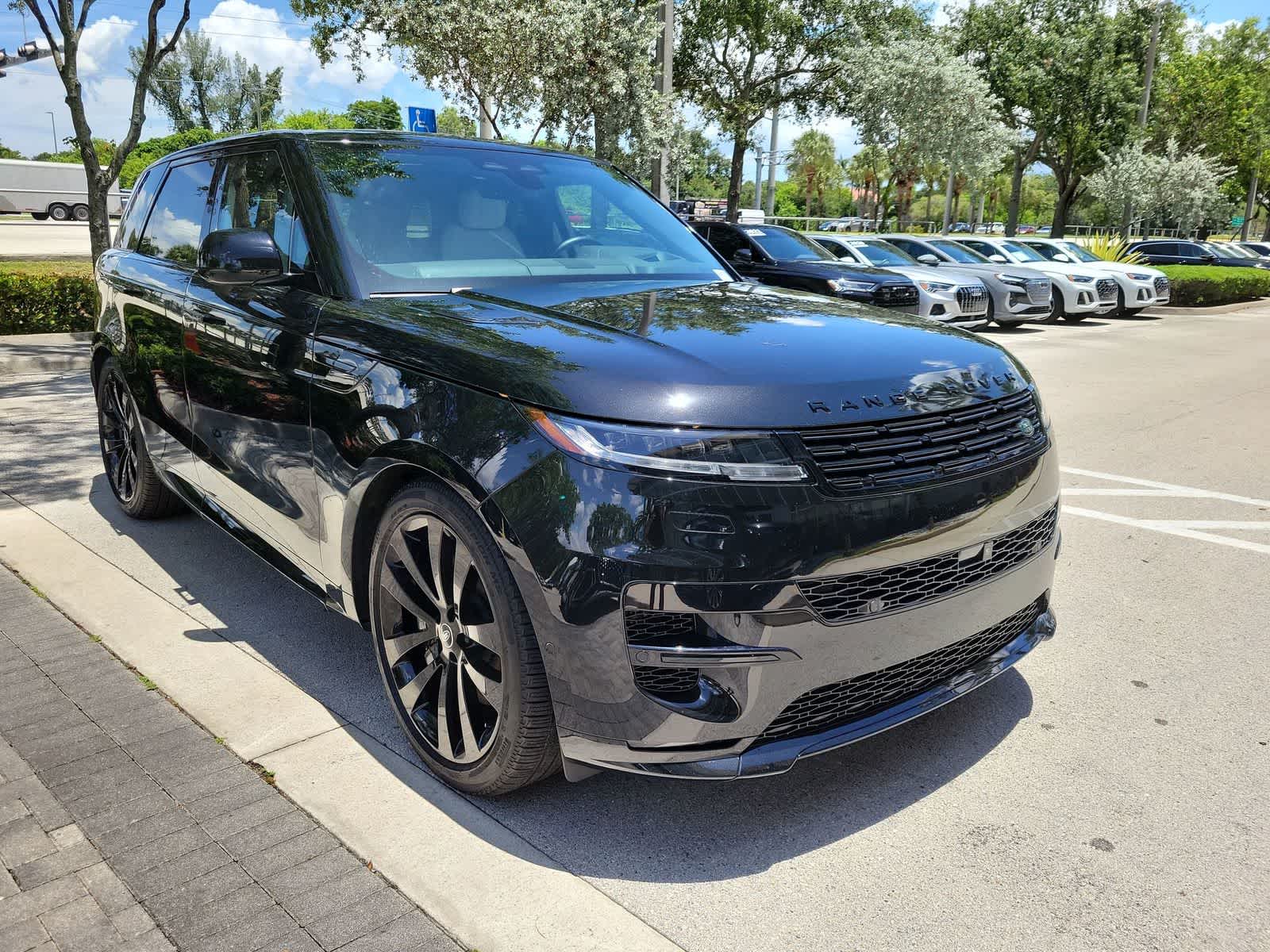 2025 Land Rover Range Rover Sport Dynamic SE