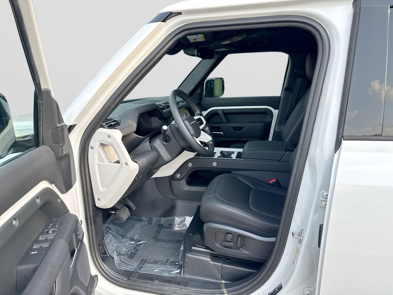 2025 Land Rover Defender S