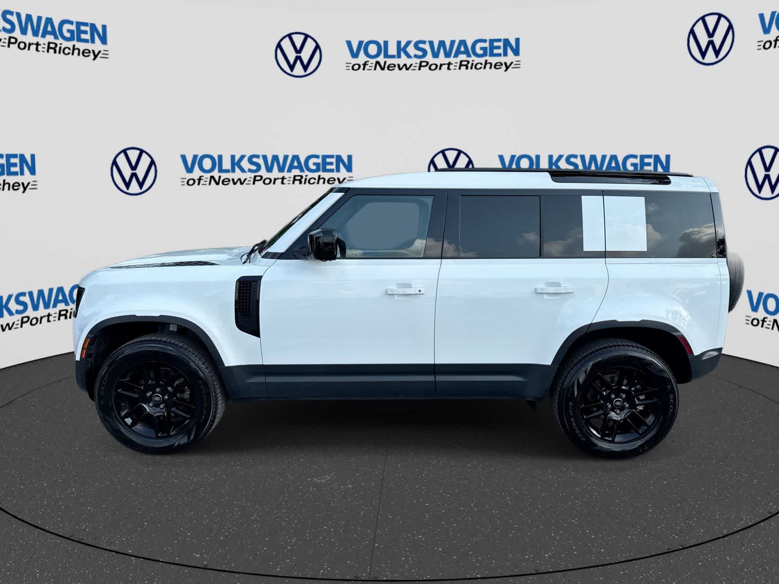 2025 Land Rover Defender S