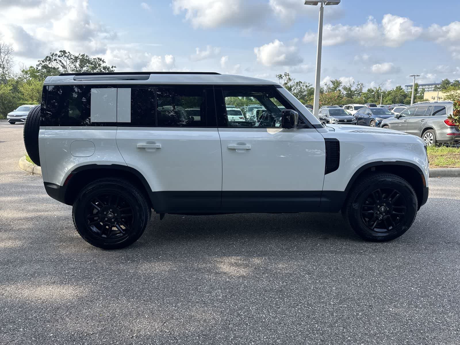 2025 Land Rover Defender S