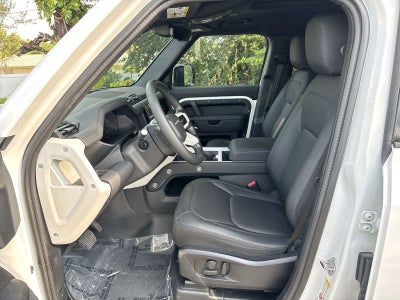 2025 Land Rover Defender S