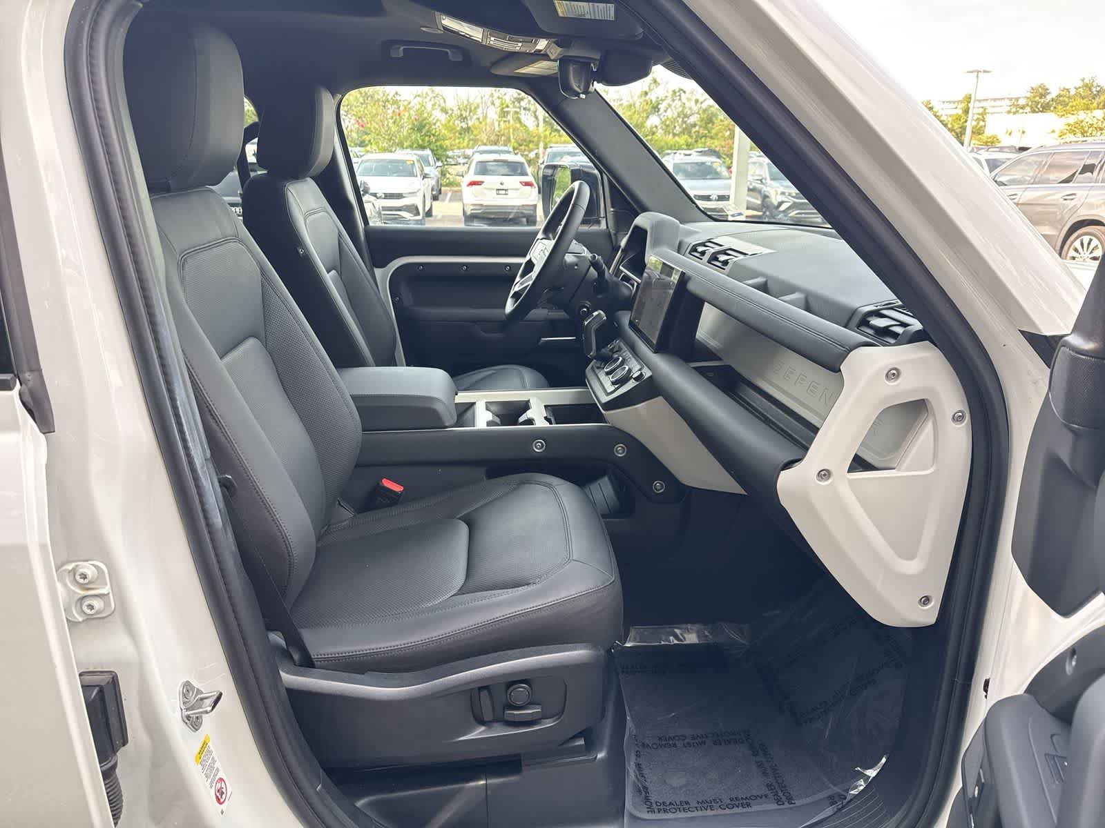 2025 Land Rover Defender S