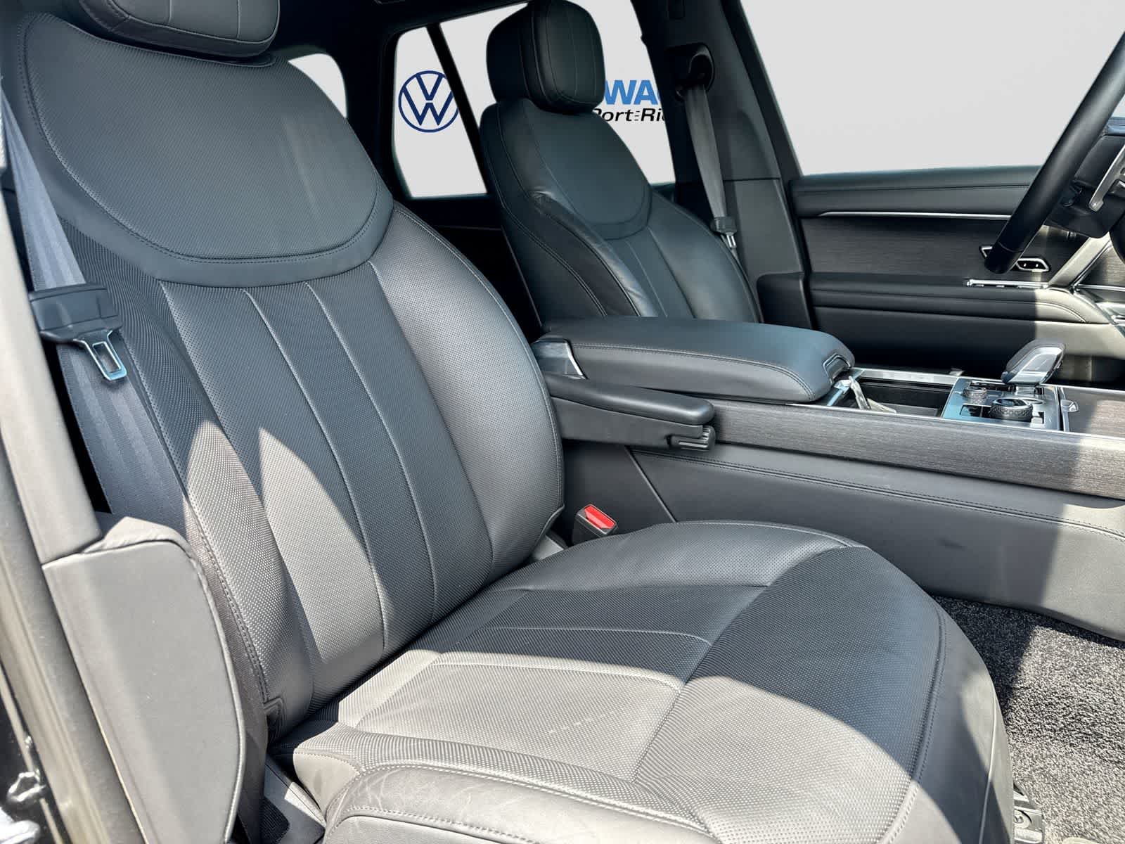 2023 Land Rover Range Rover SE