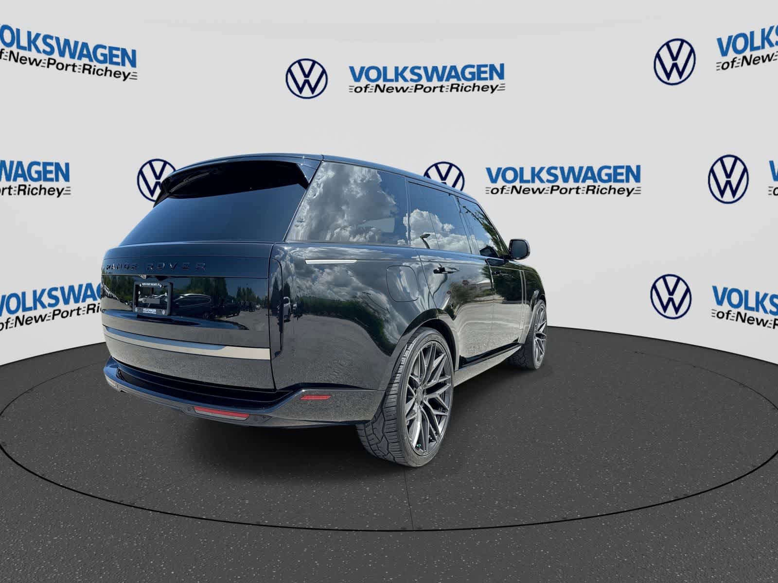 2023 Land Rover Range Rover SE