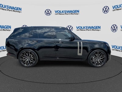 2023 Land Rover Range Rover SE