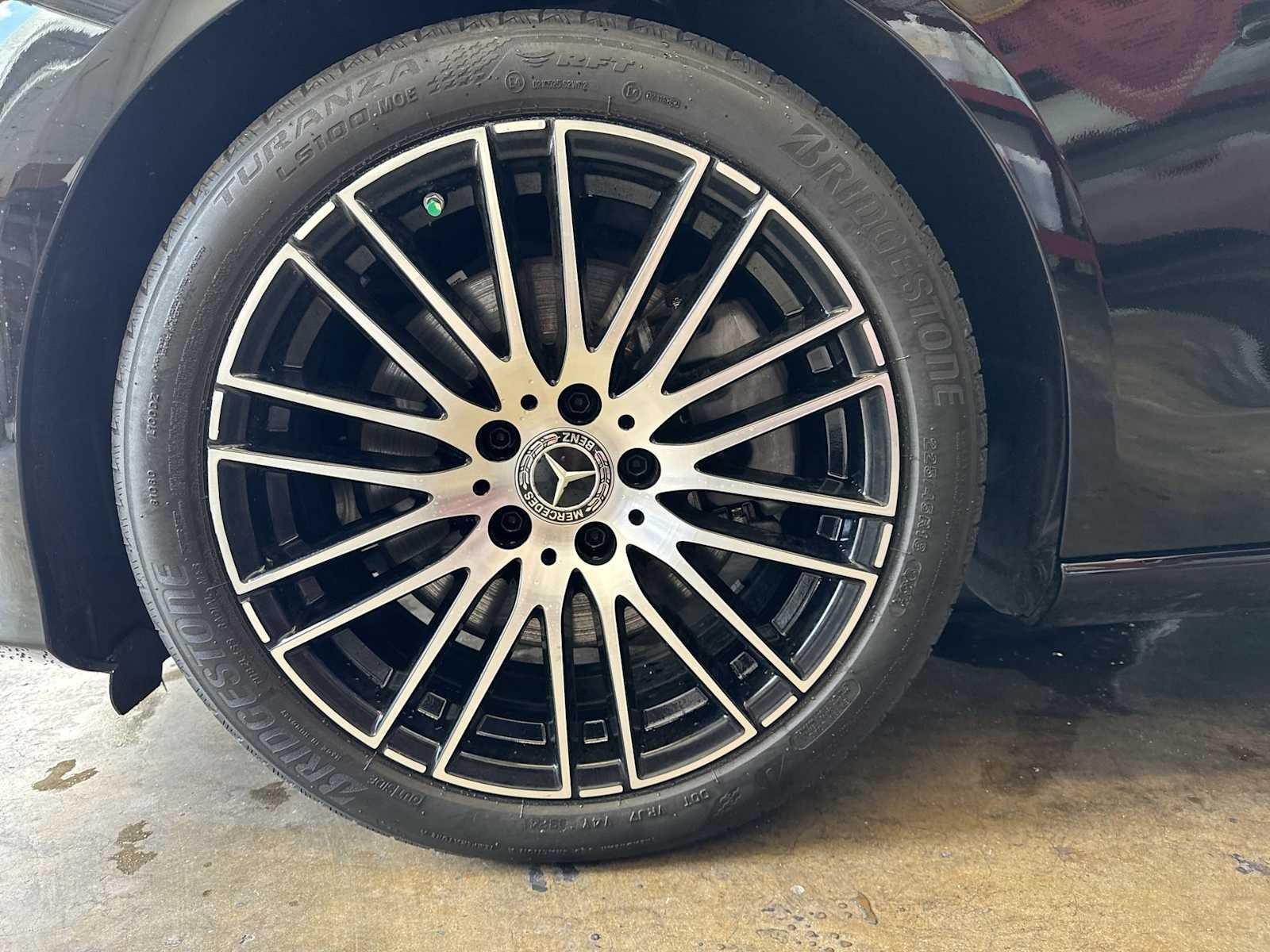 2025 Mercedes-Benz C 300 C 300